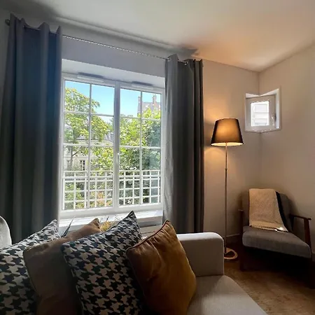 Spacious & Modern Flat Close To Parc Monceau Apartment *