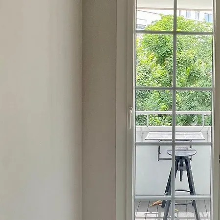 Spacious & Modern Flat Close To Parc Monceau Apartment *