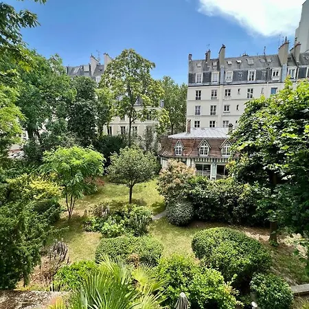 Spacious & Modern Flat Close To Parc Monceau Appartamento *